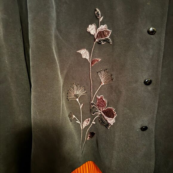 Pendleton Blazer with Floral Detailing, 1X [Clothing 360] - Picture 3 of 5